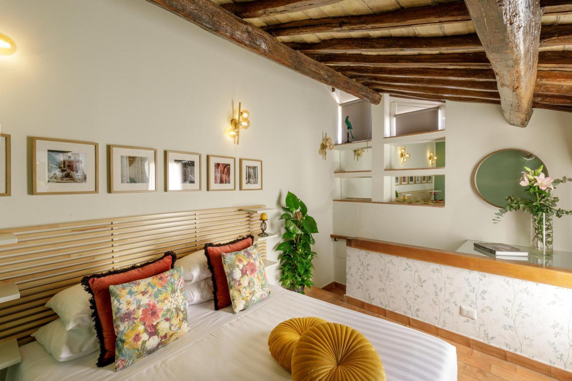 Apartment Rooftop Boho Loft Spanish Steps Rom